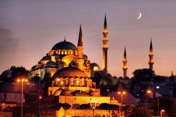 14 Days / 13 Nights Turkey & Dubai Holiday Package