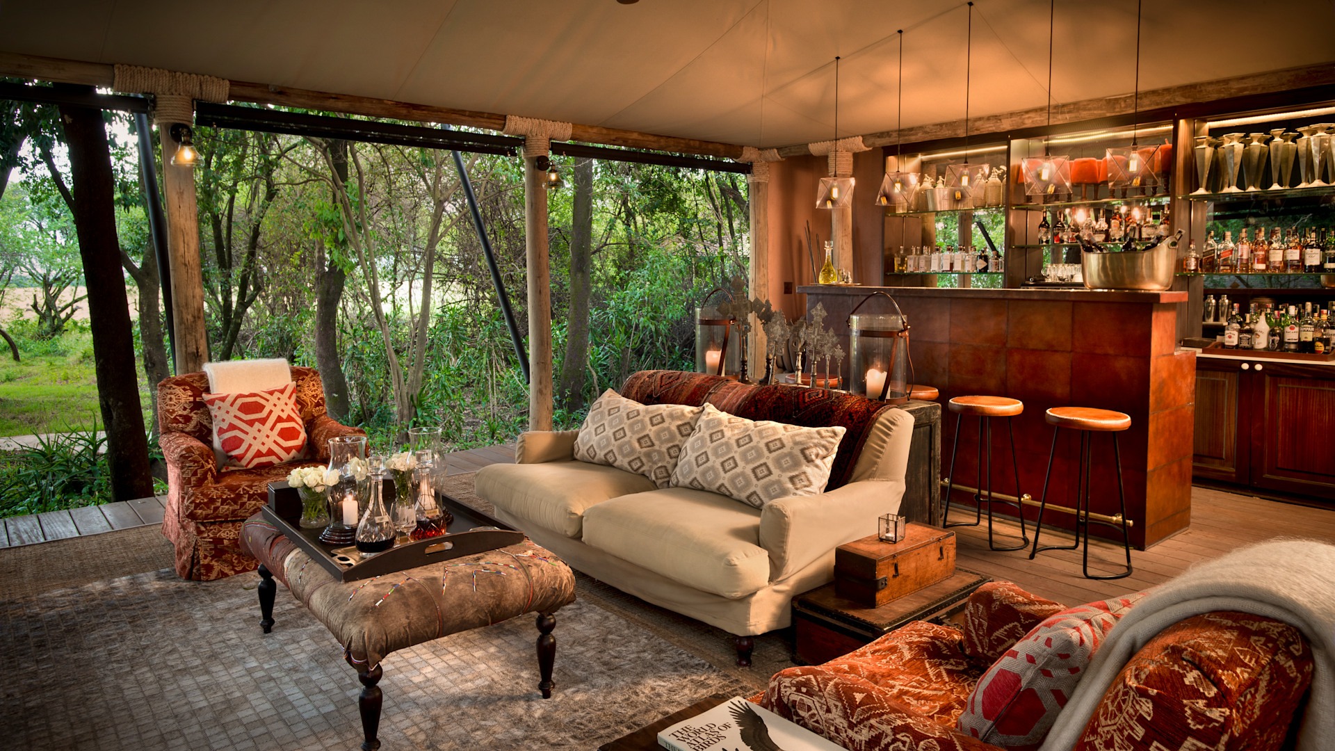 Intimate luxury safari camp