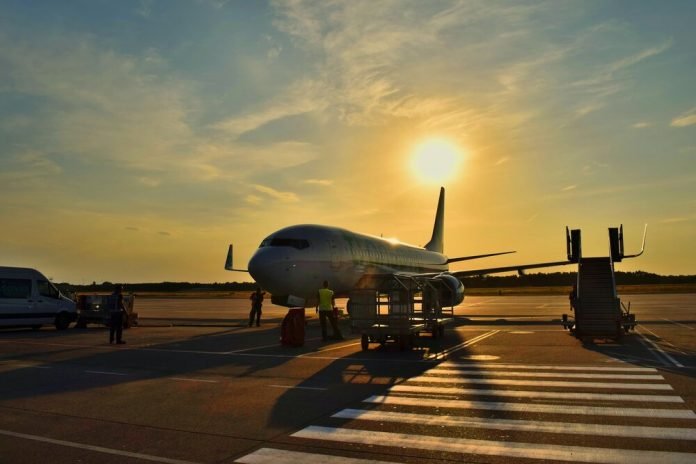 plane airport plane airport