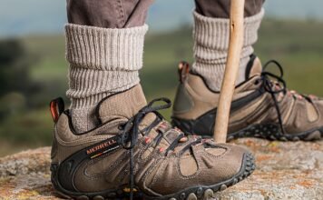 Lightweight Safari Shoes man wearing lightweight safari shoes