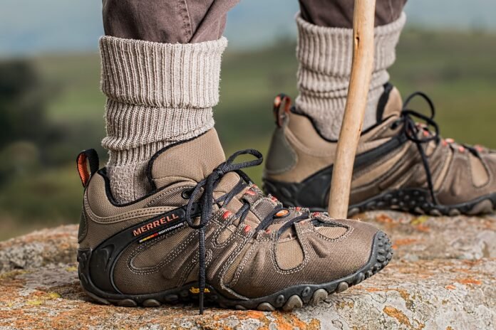 lightweight safari shoes man wearing lightweight safari shoes