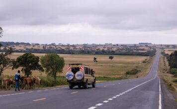 Can You Do Safaris From Nairobi? A safari vehicle heading to Masai Mara from Nairobi