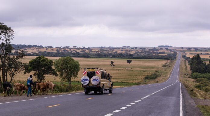 Can You Do Safaris From Nairobi? A safari vehicle heading to Masai Mara from Nairobi