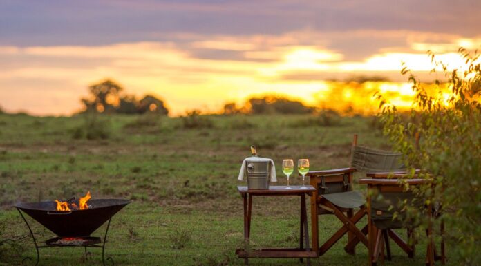 What to Wear on Safari Evenings sundowner