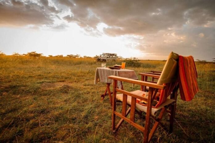 Sundowner-Kandili-Camp-Masai-Mara A Kenya safari sundowner